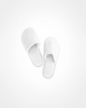 Slippers, closed toe - white