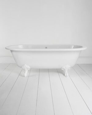 Protea-bath-on-feet-17281000